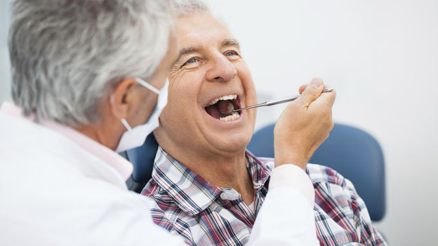 what are dental implants - colgate au